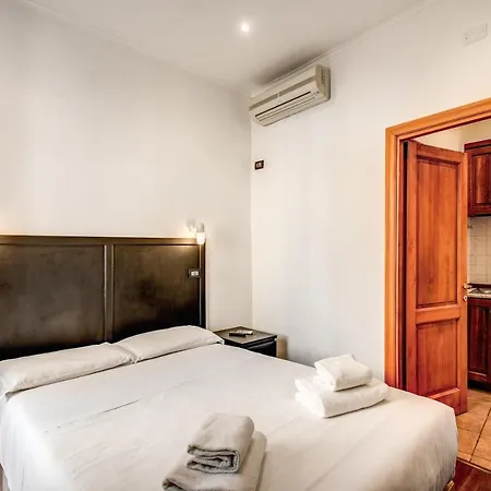 Vip Navona Floor Apartment